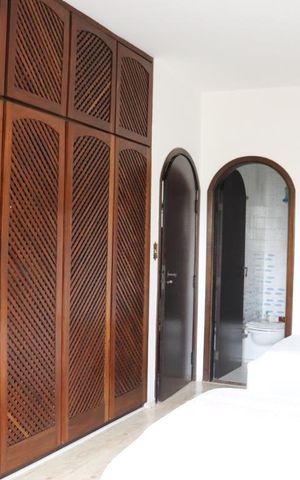 Casa à venda com 420m², 3 quartos e 6 vagasQuarto Suíte 2