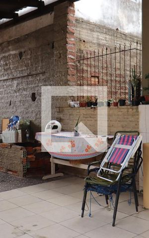 Casa à venda com 50m², 3 quartos e 1 vagaÁrea externa 