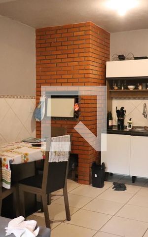 Casa à venda com 50m², 3 quartos e 1 vagaSala