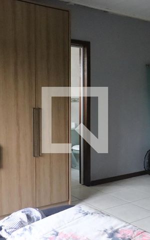 Casa à venda com 50m², 3 quartos e 1 vagaSala