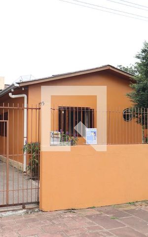 Casa à venda com 50m², 3 quartos e 1 vagaFachada 