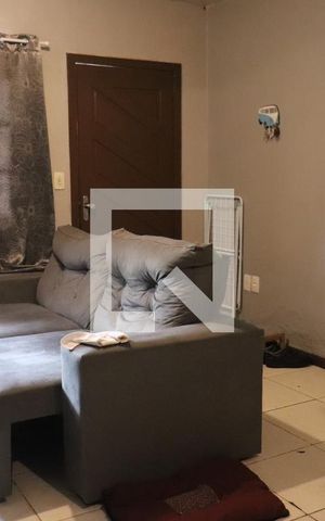 Casa à venda com 50m², 3 quartos e 1 vagaSala