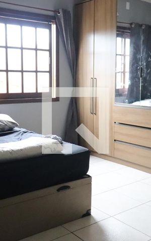 Casa à venda com 50m², 3 quartos e 1 vagaSala