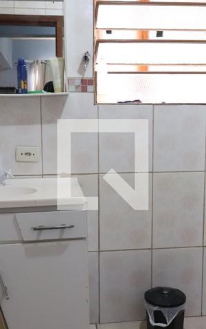 Casa à venda com 50m², 3 quartos e 1 vagaBanheiro 2 