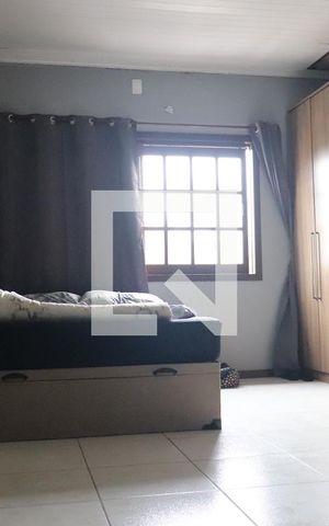 Casa à venda com 50m², 3 quartos e 1 vagaSala