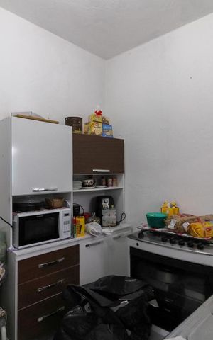 Casa à venda com 230m², 4 quartos e sem vaga Casa à venda com 230m², 4 quartos e sem vagaEdícula - Cozinha