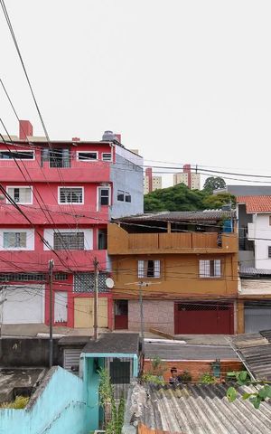 Casa à venda com 230m², 4 quartos e sem vaga Casa à venda com 230m², 4 quartos e sem vagaÁrea Externa