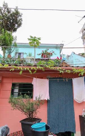 Casa à venda com 230m², 4 quartos e sem vaga Casa à venda com 230m², 4 quartos e sem vagaÁrea Externa