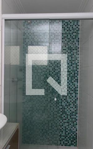Apartamento à venda com 48m², 2 quartos e 1 vaga Apartamento à venda com 48m², 2 quartos e 1 vagaBanheiro