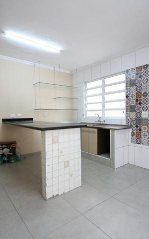 Casa para alugar com 120m², 3 quartos e 2 vagasCozinha