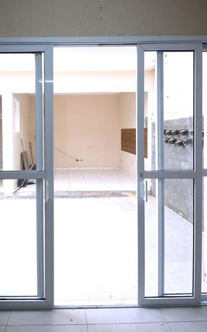 Casa para alugar com 120m², 3 quartos e 2 vagasAcesso Área Externa