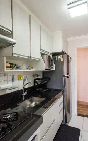 Apartamento para alugar com 69m², 2 quartos e 2 vagasCozinha