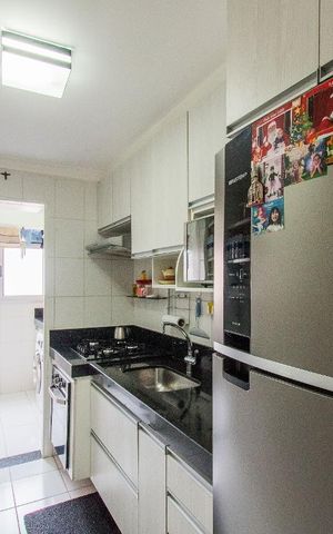 Apartamento para alugar com 69m², 2 quartos e 2 vagasCozinha