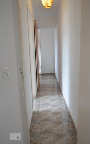 Apartamento à venda com 57m², 2 quartos e 1 vagaCorredor