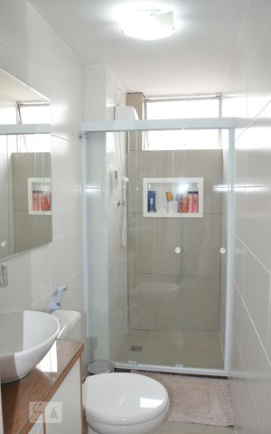 Apartamento à venda com 57m², 2 quartos e 1 vagaBanheiro
