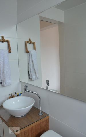 Apartamento à venda com 57m², 2 quartos e 1 vagaBanheiro