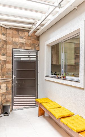 Casa de condomínio à venda com 96m², 3 quartos e 2 vagas Casa de condomínio à venda com 96m², 3 quartos e 2 vagasÁrea de Serviço/Churrasqueira