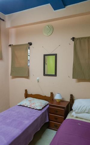 Casa à venda com 300m², 3 quartos e 8 vagas Casa à venda com 300m², 3 quartos e 8 vagasQuarto 3