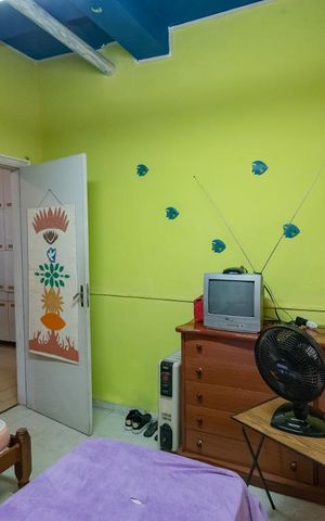 Casa à venda com 300m², 3 quartos e 8 vagas Casa à venda com 300m², 3 quartos e 8 vagasQuarto 3