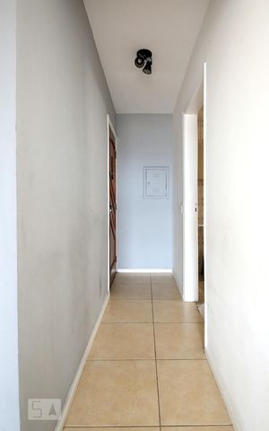 Apartamento à venda com 61m², 2 quartos e 1 vagaCorredor