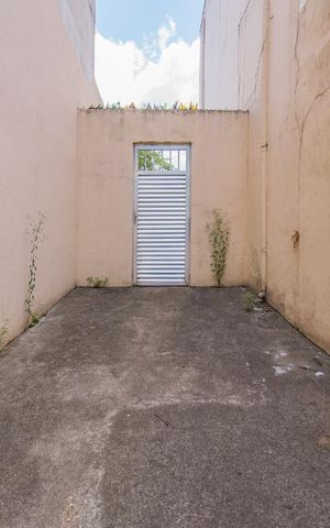 Casa à venda com 196m², 2 quartos e sem vagaQuintal