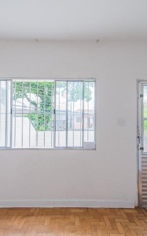 Casa à venda com 196m², 2 quartos e sem vagaSala