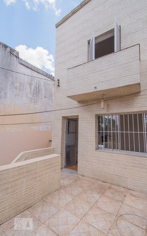 Casa à venda com 196m², 2 quartos e sem vagaTerraço