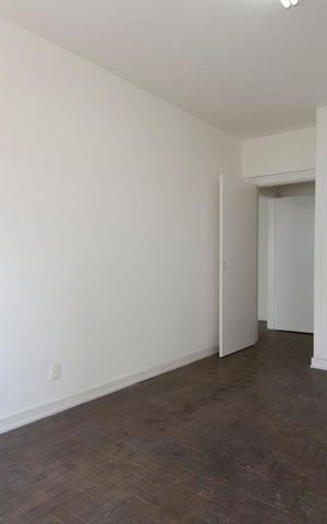 Apartamento à venda com 130m², 2 quartos e sem vaga Apartamento à venda com 130m², 2 quartos e sem vagaQuarto 1
