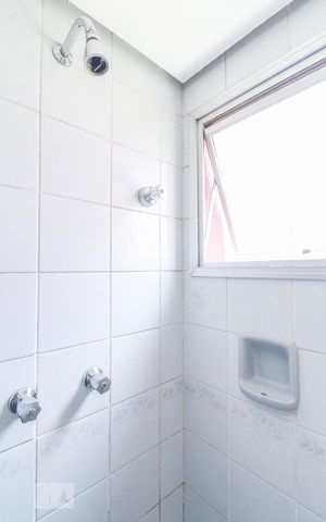 Apartamento à venda com 190m², 5 quartos e 2 vagas Apartamento à venda com 190m², 5 quartos e 2 vagasBanheiro da Suíte 2