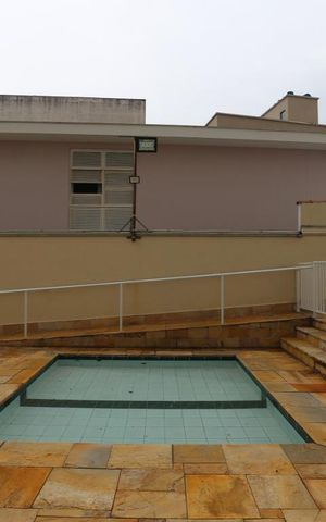 Apartamento à venda com 112m², 3 quartos e 1 vagaÁrea comum - Piscina