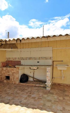 Casa à venda com 230m², 3 quartos e 2 vagasChurrasqueira