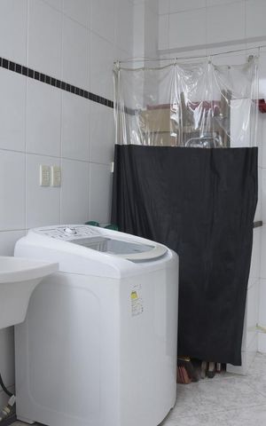 Casa à venda com 160m², 3 quartos e 1 vagaÁrea de Serviço