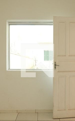 Casa à venda com 130m², 3 quartos e 2 vagasQuarto de Serviço