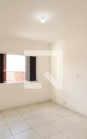 Casa à venda com 130m², 3 quartos e 2 vagasSuíte