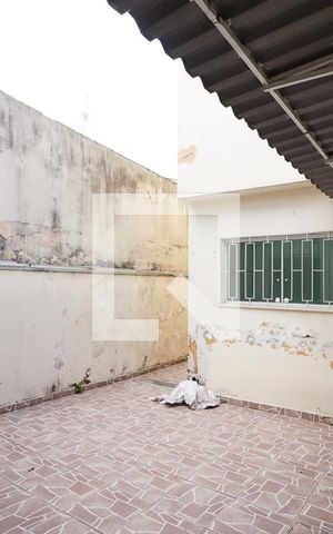 Casa à venda com 130m², 3 quartos e 2 vagasÁrea de Serviço