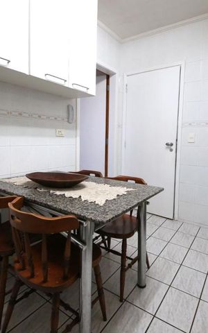 Apartamento à venda com 150m², 3 quartos e 2 vagasCozinha