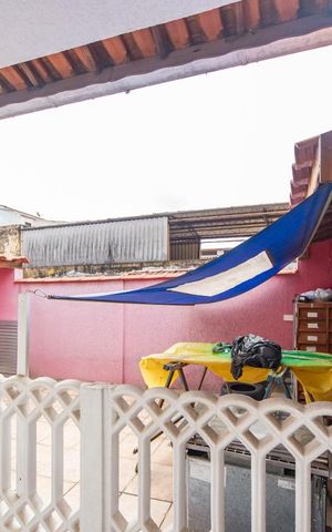 Casa à venda com 273m², 4 quartos e 3 vagas Casa à venda com 273m², 4 quartos e 3 vagasVista do Quarto 4