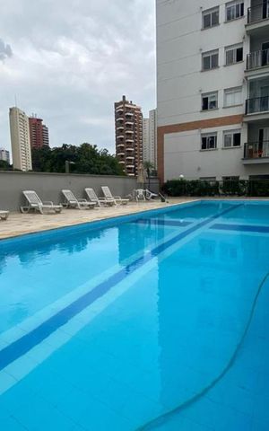 Studio à venda com 36m², 1 quarto e 1 vaga Studio à venda com 36m², 1 quarto e 1 vagaÁrea comum - Piscina