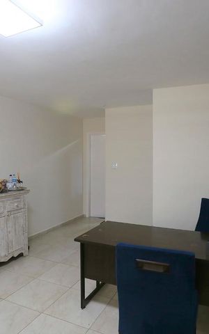 Casa à venda com 120m², 3 quartos e 2 vagasSala