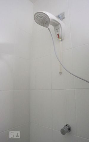 Casa à venda com 120m², 3 quartos e 2 vagasBanheiro