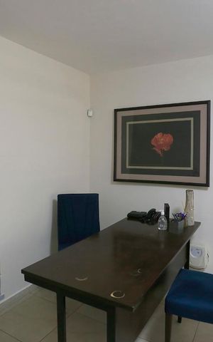 Casa à venda com 120m², 3 quartos e 2 vagasSala