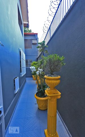 Casa à venda com 120m², 3 quartos e 2 vagasQuintal