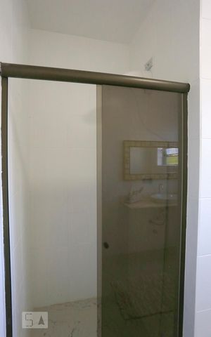 Casa à venda com 120m², 3 quartos e 2 vagasBanheiro