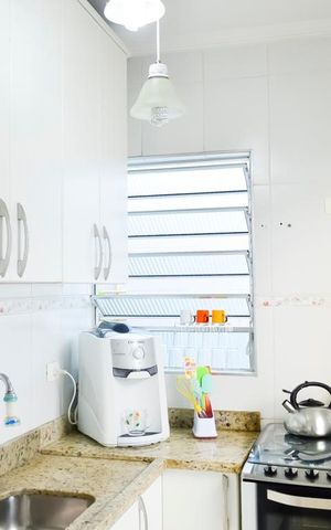 Casa à venda com 249m², 3 quartos e 3 vagas Casa à venda com 249m², 3 quartos e 3 vagasCozinha - Armários