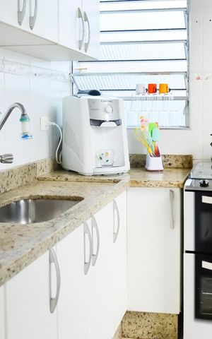 Casa à venda com 249m², 3 quartos e 3 vagas Casa à venda com 249m², 3 quartos e 3 vagasCozinha Vista Ampla