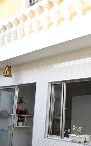 Casa à venda com 249m², 3 quartos e 3 vagas Casa à venda com 249m², 3 quartos e 3 vagasCasa Fundos