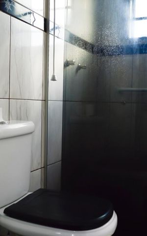 Casa à venda com 249m², 3 quartos e 3 vagas Casa à venda com 249m², 3 quartos e 3 vagasCasa Fundos Banheiro Vista Ampla