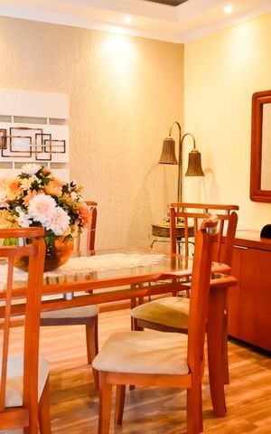 Casa à venda com 249m², 3 quartos e 3 vagas Casa à venda com 249m², 3 quartos e 3 vagasSala de Jantar Vista Ampla
