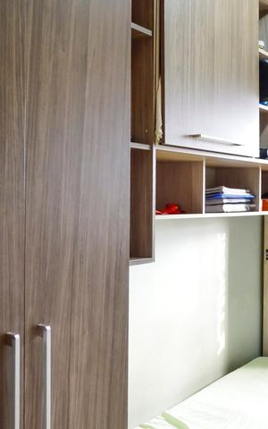 Casa à venda com 249m², 3 quartos e 3 vagas Casa à venda com 249m², 3 quartos e 3 vagasCasa Fundos Quarto 3 Armario