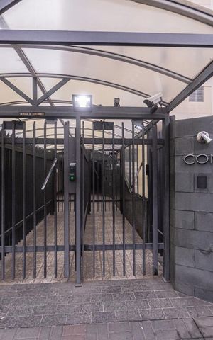 Apartamento à venda com 91m², 2 quartos e sem vagaFachada